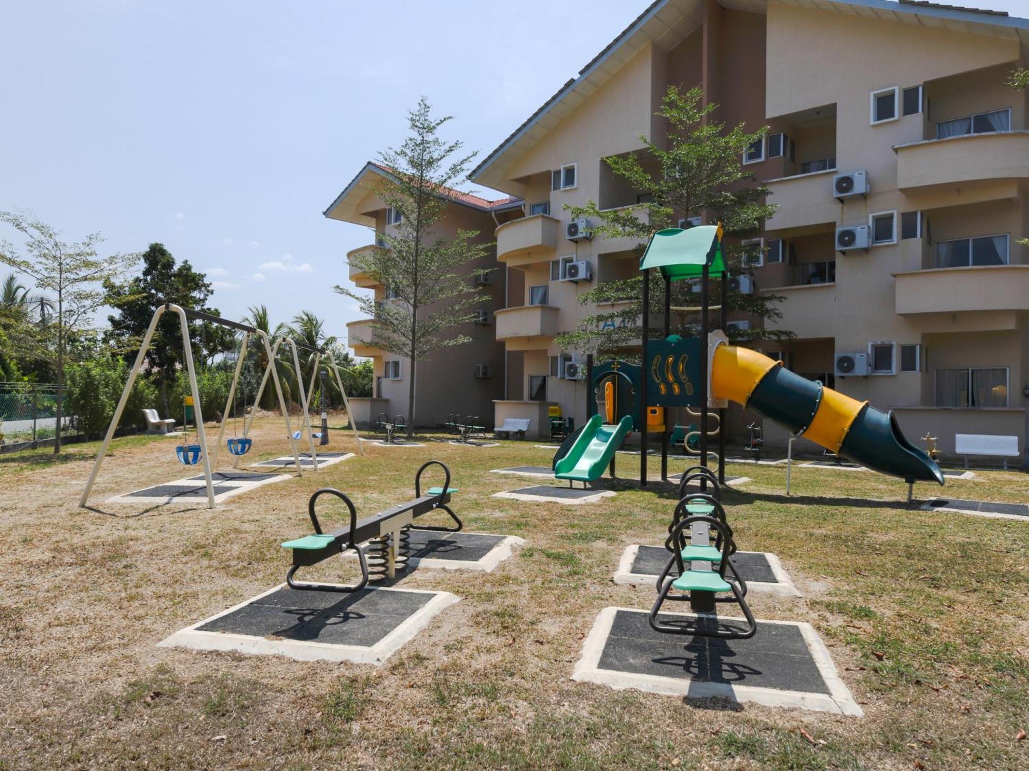 Seri Bayu Resort Hotel Sungai Pelek Exteriér fotografie